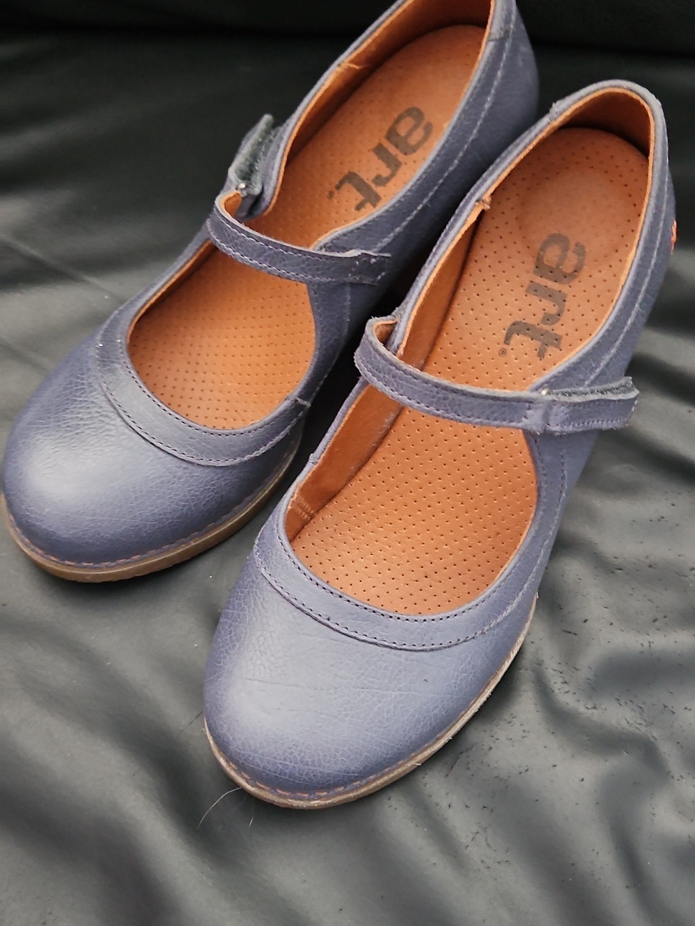 Art Mary Jane Grass Harlem Closed Toe Buckle Block Heel Sky Gray Sz 37 Eu 6.5 US - Picture 3 of 10